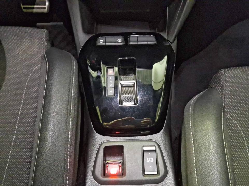 Opel Corsa 1.2T XHLHybrid 74kW GS eDCT