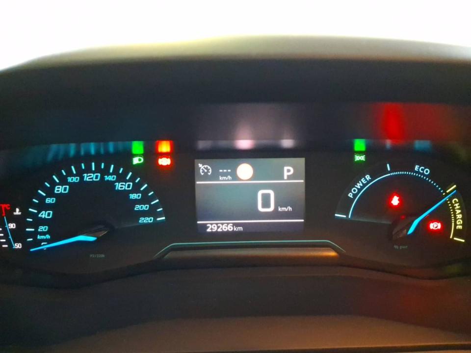 Peugeot 2008 N2008 Style Hybrid 145 eDCS6
