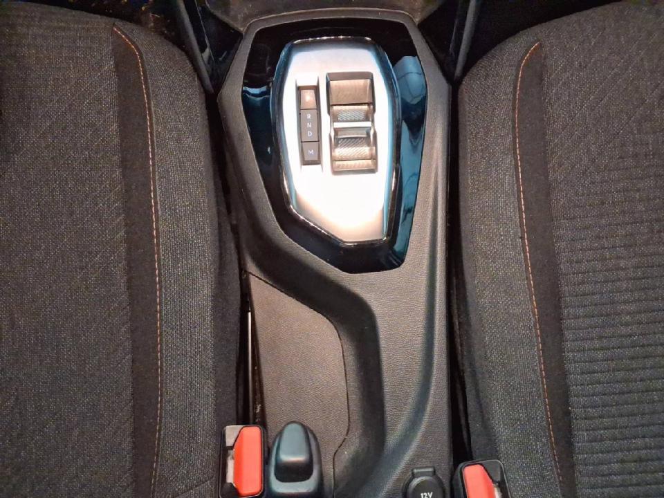 Peugeot 2008 N2008 Style Hybrid 145 eDCS6