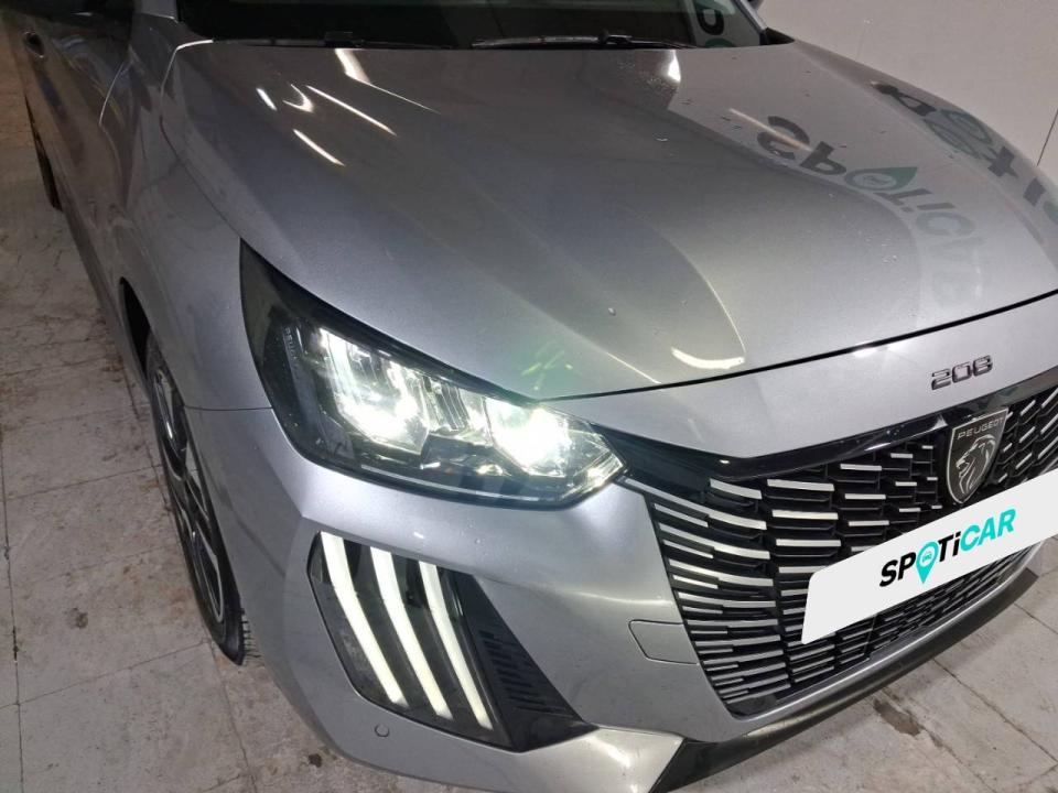 Peugeot 208 Allure HYBRID 100 eDCS6