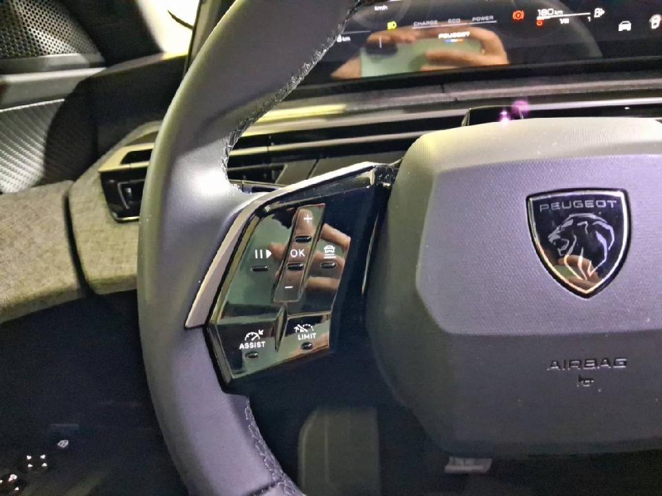 Peugeot 3008 Hybrid 1.2 107KW Allure Exclusive eDCS6