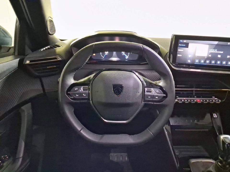 Peugeot 2008 Allure Gasolina 100 S&S 6 Vel. MAN