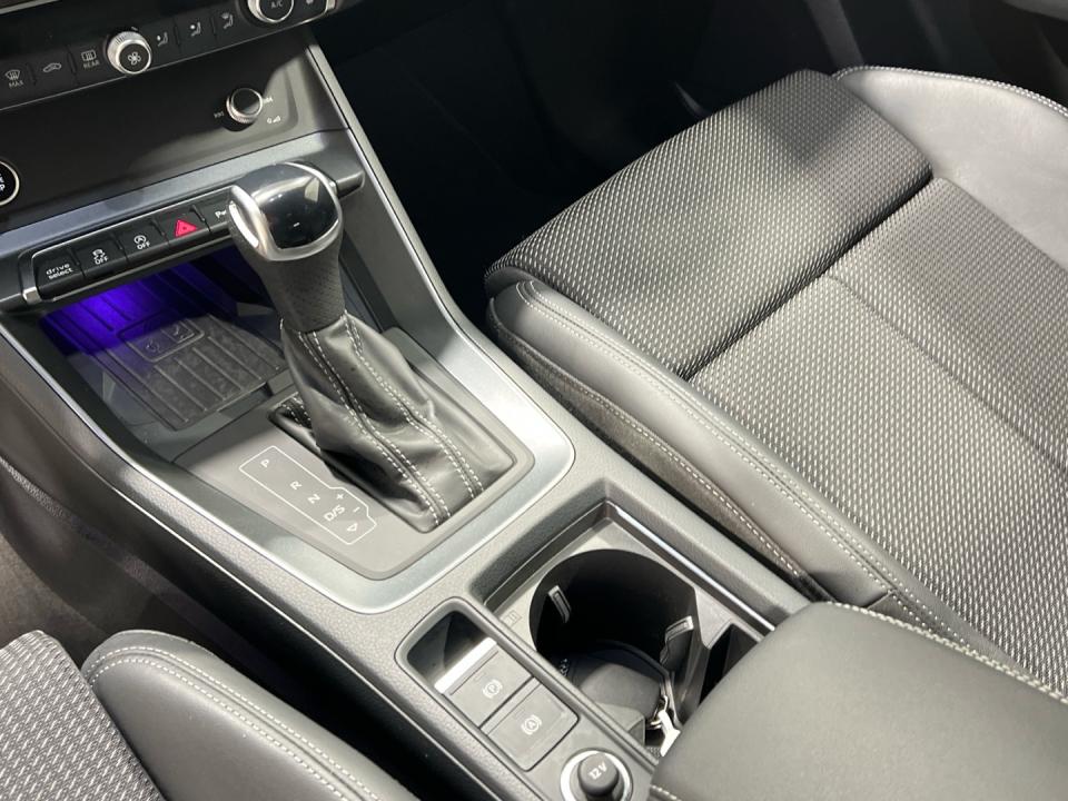 imagen swiper vehículo 19