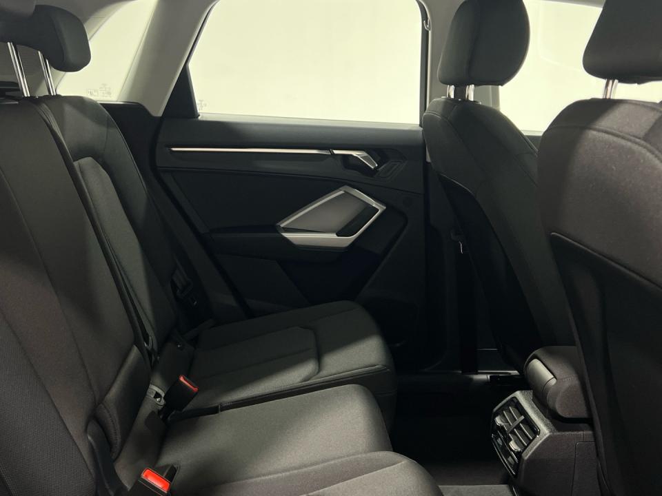 imagen swiper vehículo 9