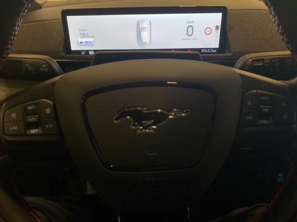 imagen swiper vehículo 16