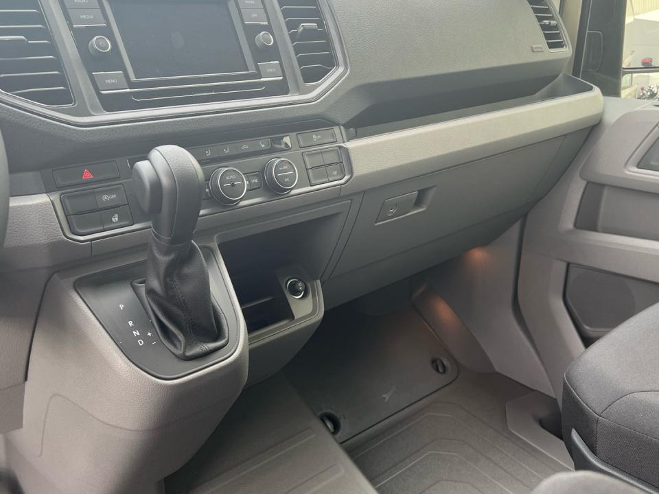 imagen swiper vehículo 18