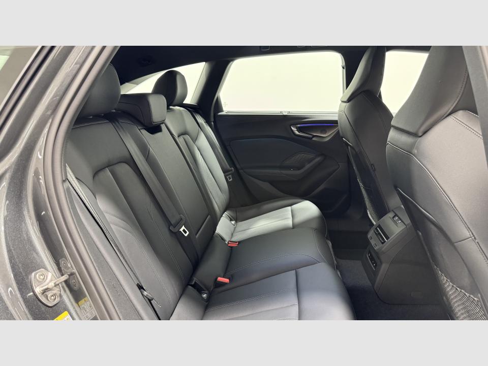 imagen swiper vehículo 12