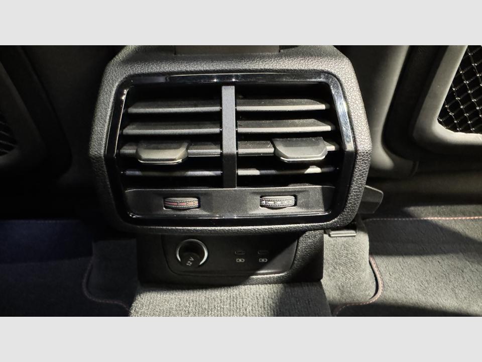 imagen swiper vehículo 17