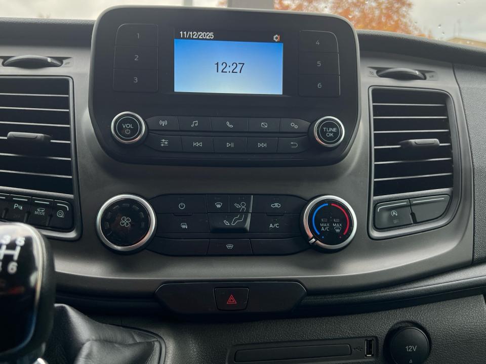 imagen swiper vehículo 14