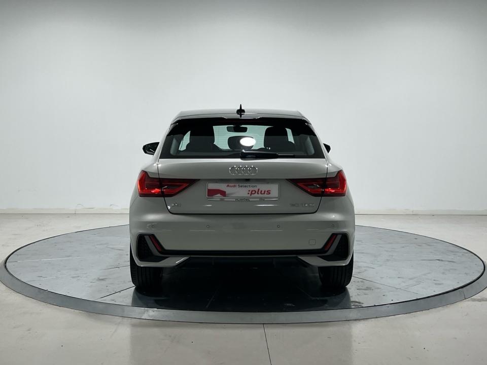 imagen swiper vehículo 5