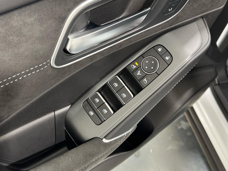 imagen swiper vehículo 17