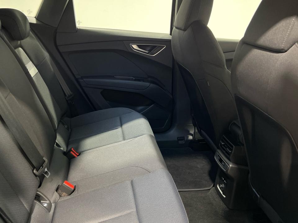 imagen swiper vehículo 9