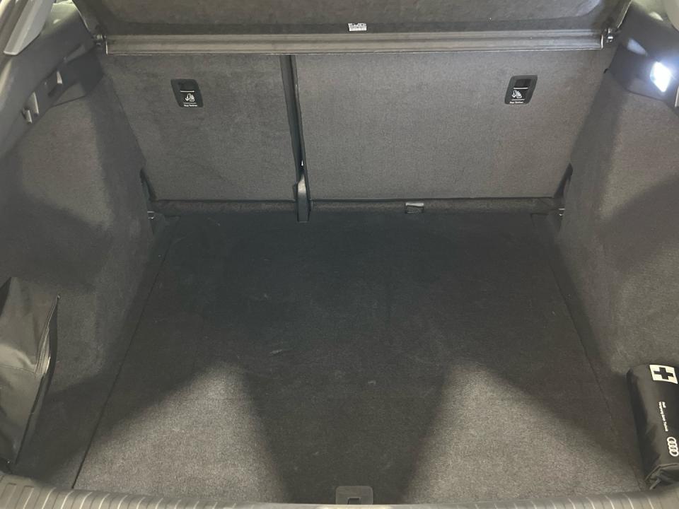 imagen swiper vehículo 12