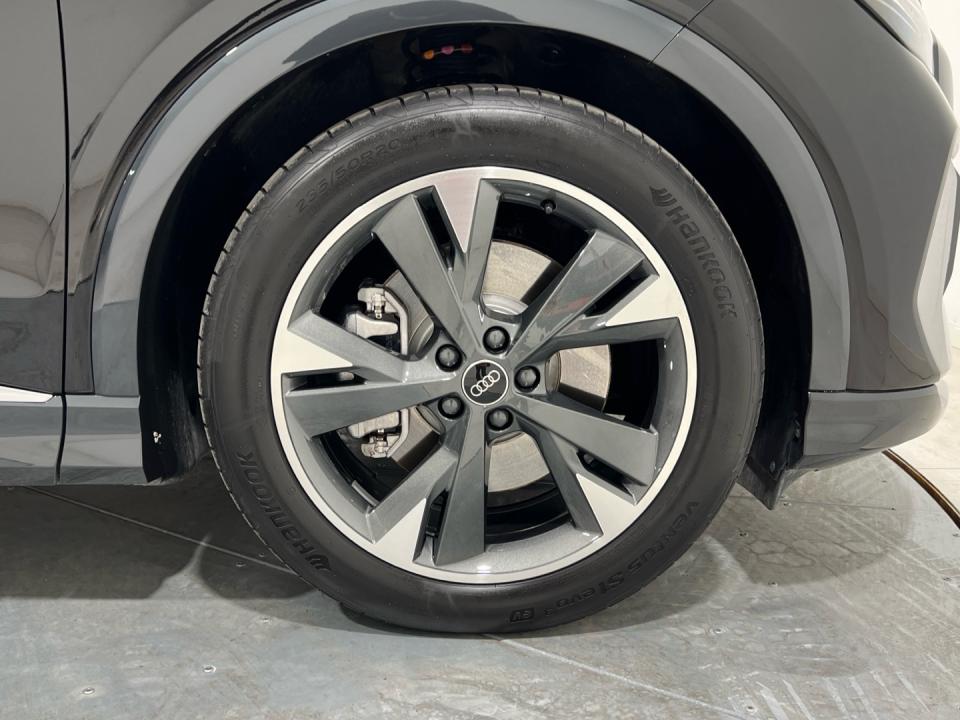 imagen swiper vehículo 16