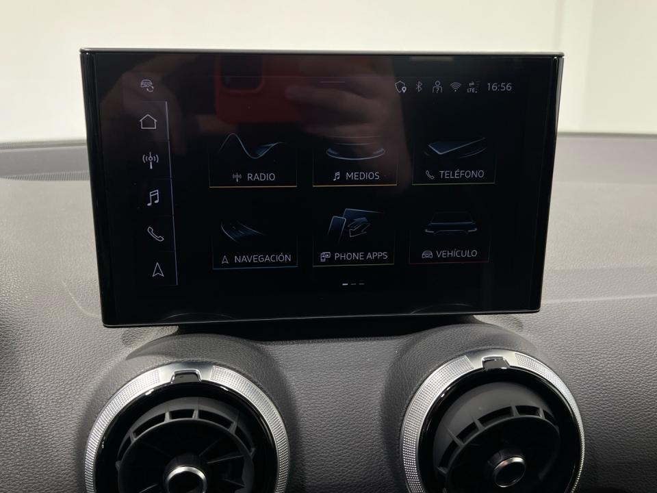 imagen swiper vehículo 16