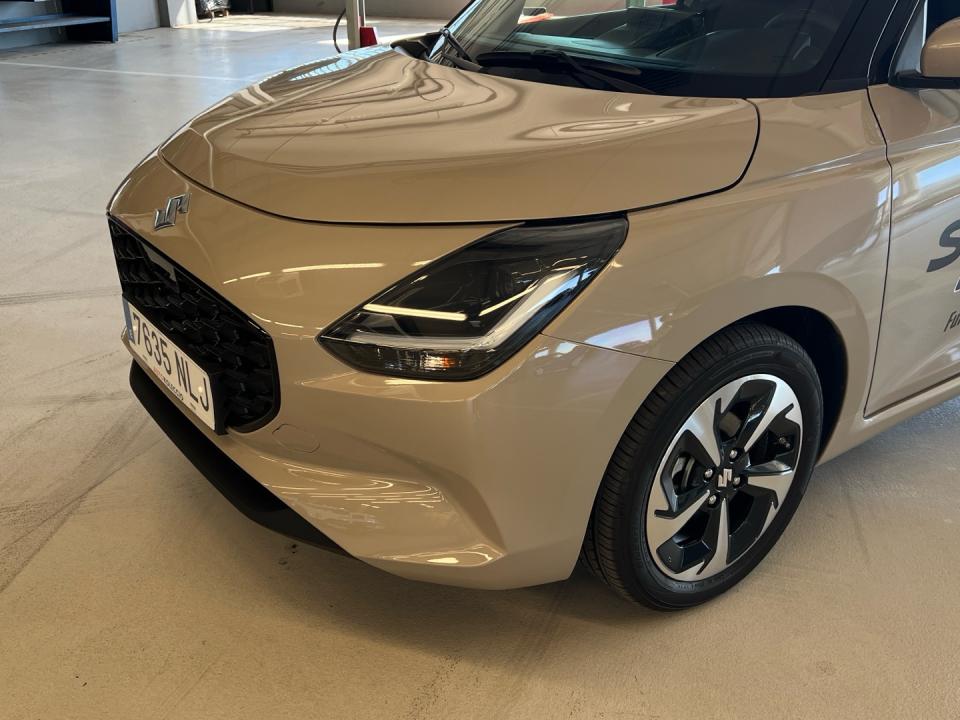 imagen swiper vehículo 15