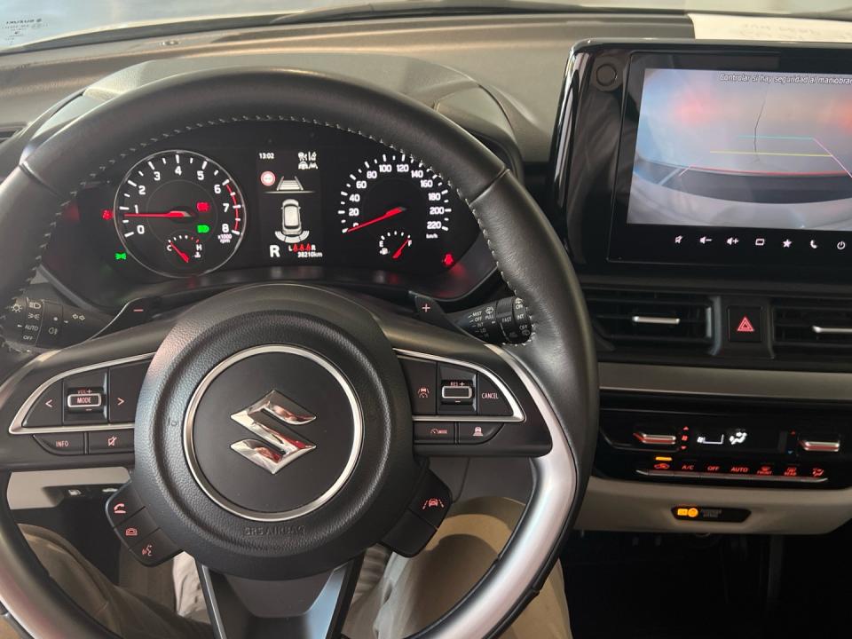 imagen swiper vehículo 12