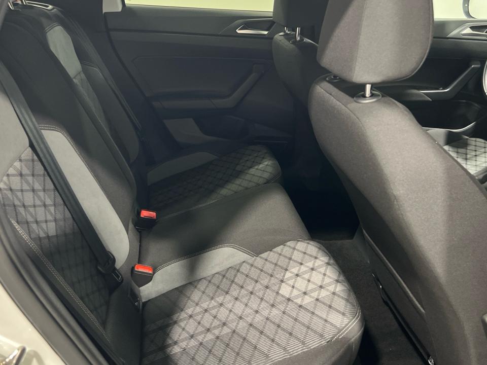 imagen swiper vehículo 6