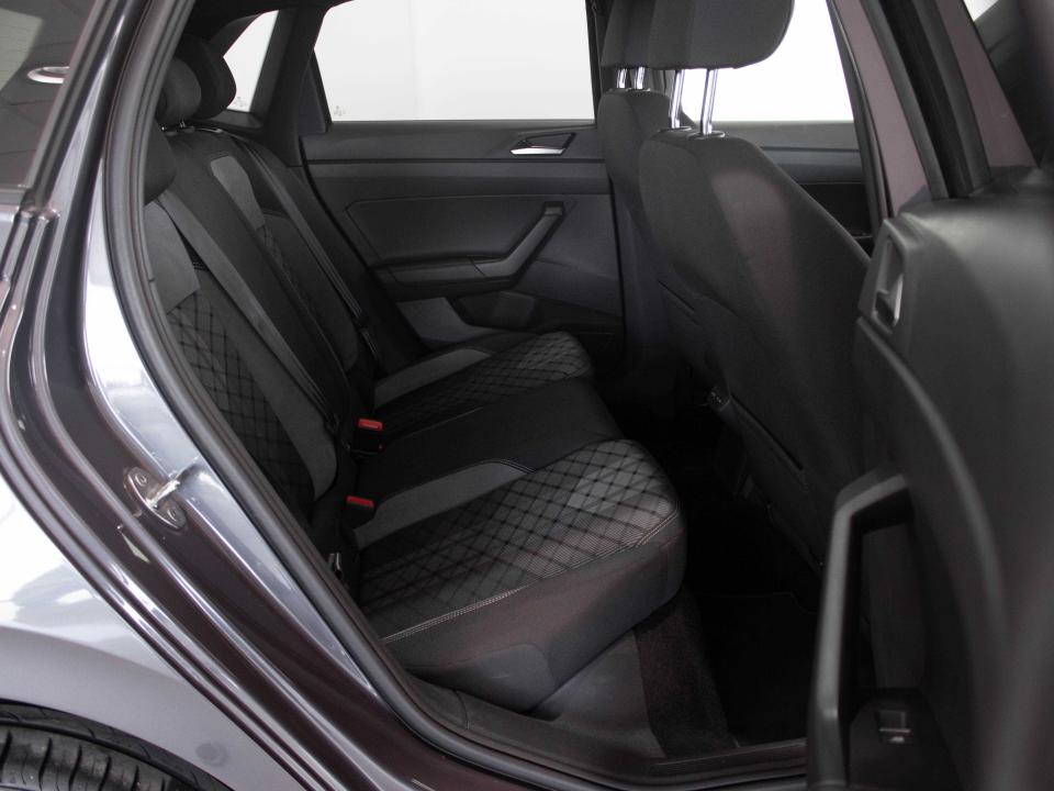 imagen swiper vehículo 6