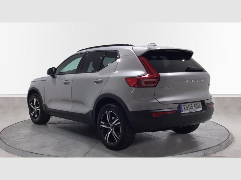 Volvo XC40 XC40 Plus, B3 Mild hybrid, Gasolina, Dark