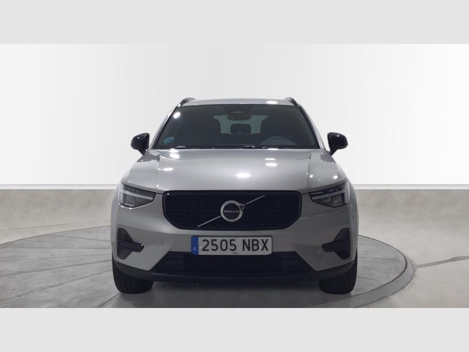 Volvo XC40 XC40 Plus, B3 Mild hybrid, Gasolina, Dark