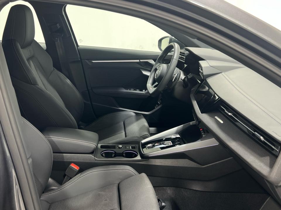 Audi A3 1.5 40 TFSI E S TRONIC S LINE SPORTBACK 204 5P
