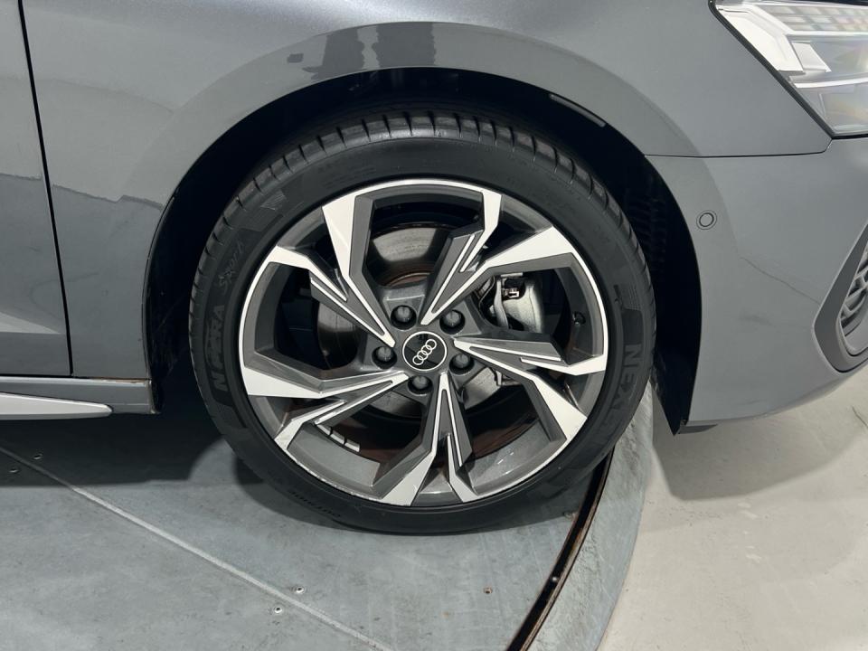 Audi A3 1.5 40 TFSI E S TRONIC S LINE SPORTBACK 204 5P