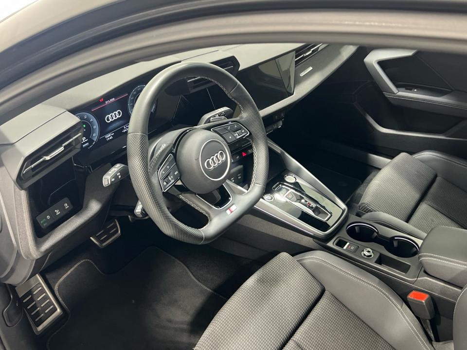Audi A3 1.5 40 TFSI E S TRONIC S LINE SPORTBACK 204 5P