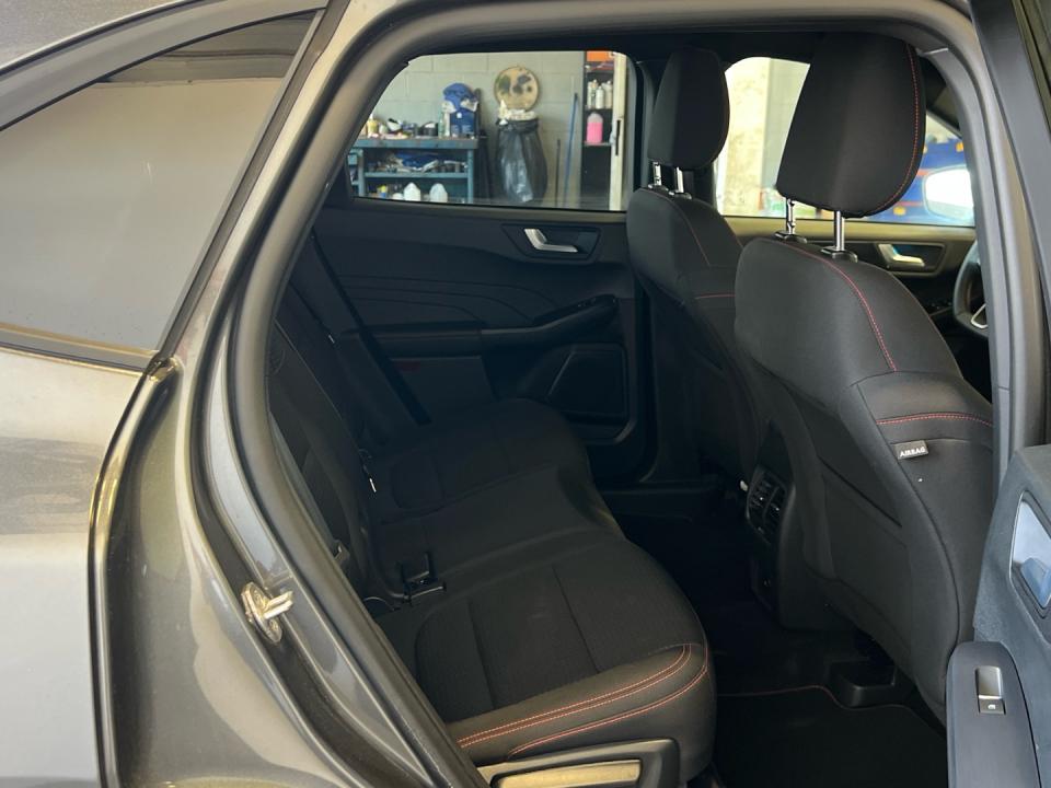 Ford Kuga 2.5 PHEV ST-LINE AUTO 225 5P