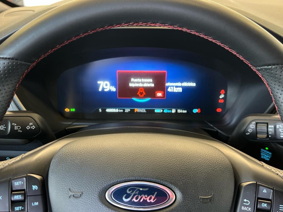 Ford Kuga 2.5 PHEV ST-LINE AUTO 225 5P