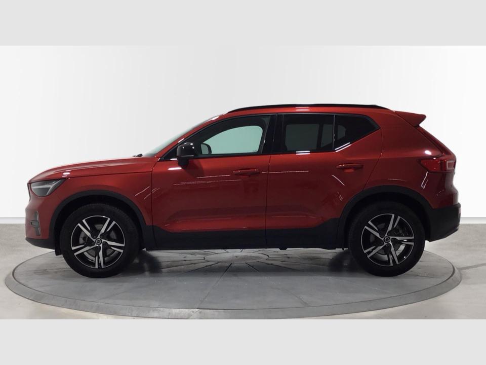 Volvo XC40 XC40 Plus, B3 Mild hybrid, Gasolina, Dark