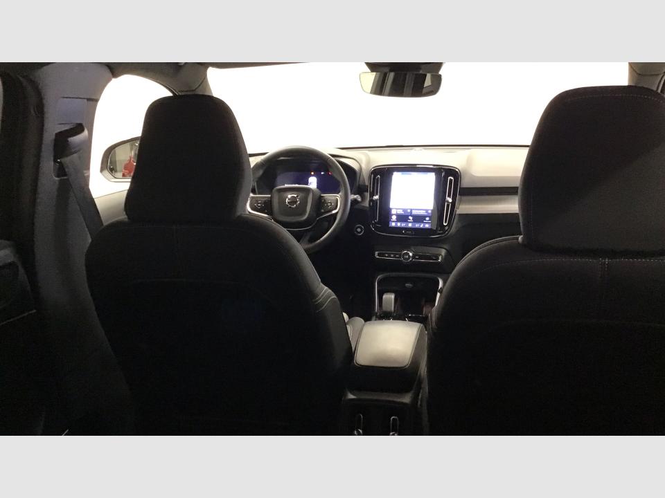 Volvo XC40 XC40 Plus, B3 Mild hybrid, Gasolina, Dark