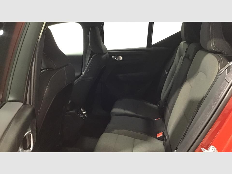 Volvo XC40 XC40 Plus, B3 Mild hybrid, Gasolina, Dark
