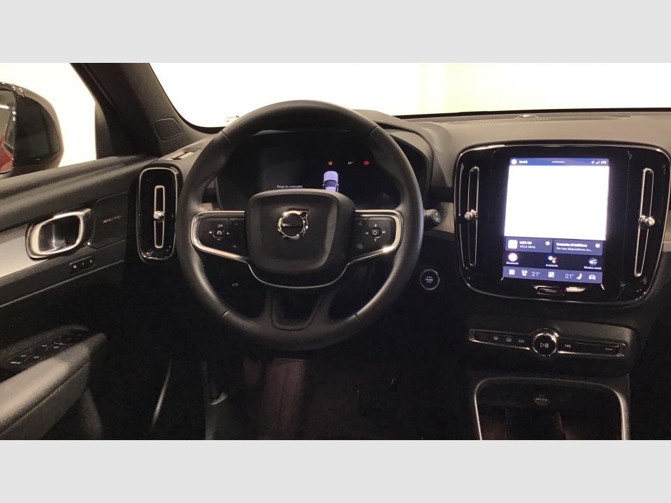 Volvo XC40 XC40 Plus, B3 Mild hybrid, Gasolina, Dark
