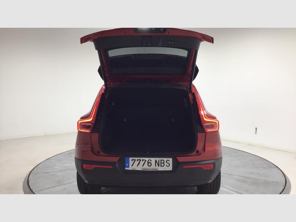 Volvo XC40 XC40 Plus, B3 Mild hybrid, Gasolina, Dark