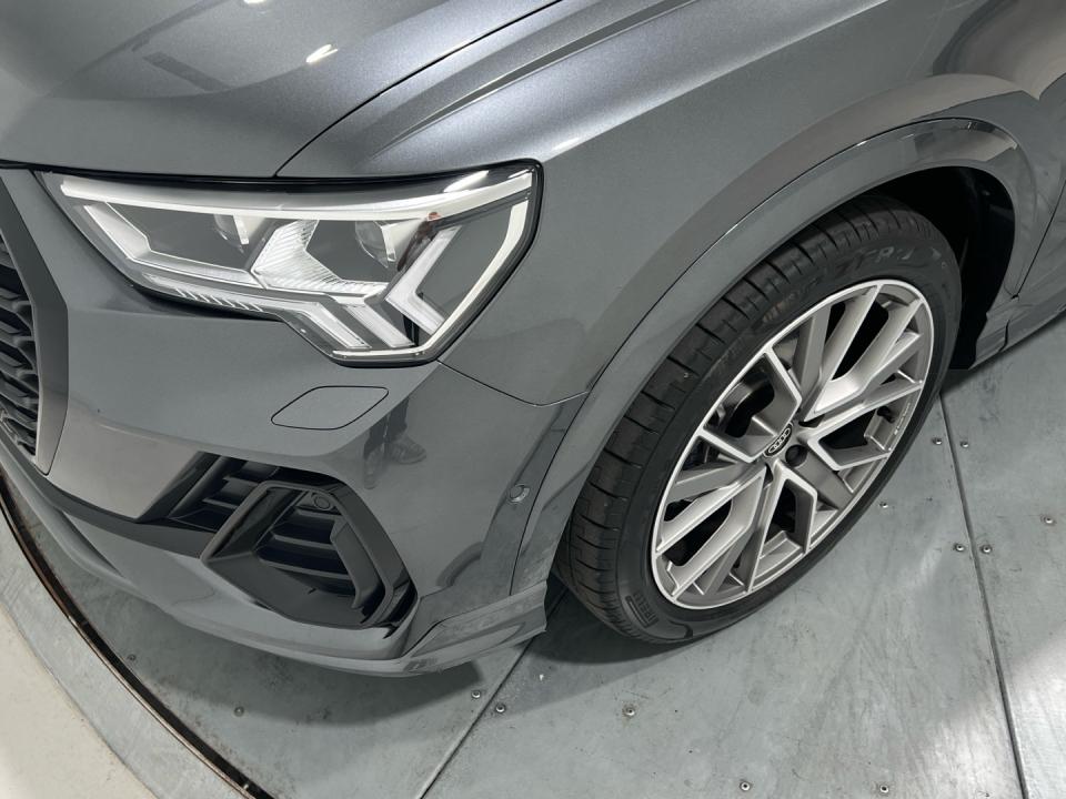 Audi Q3 Sportback 2.0 35 TDI S TRONIC BLACK LIMITED 150 5P