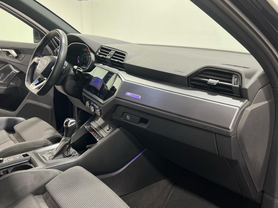 Audi Q3 Sportback 1.4 45 TFSI E S TRONIC S LINE 245 5P