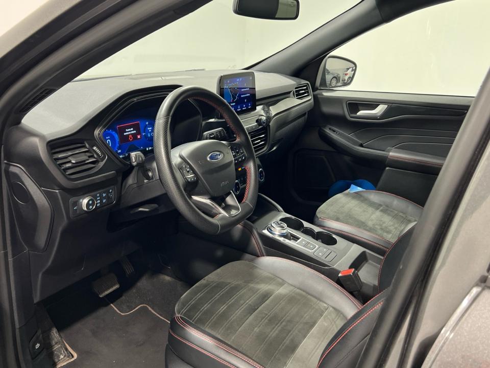 Ford Kuga 2.5 FHEV ST-LINE X AUTO 190 5P