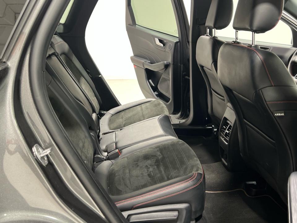 Ford Kuga 2.5 FHEV ST-LINE X AUTO 190 5P