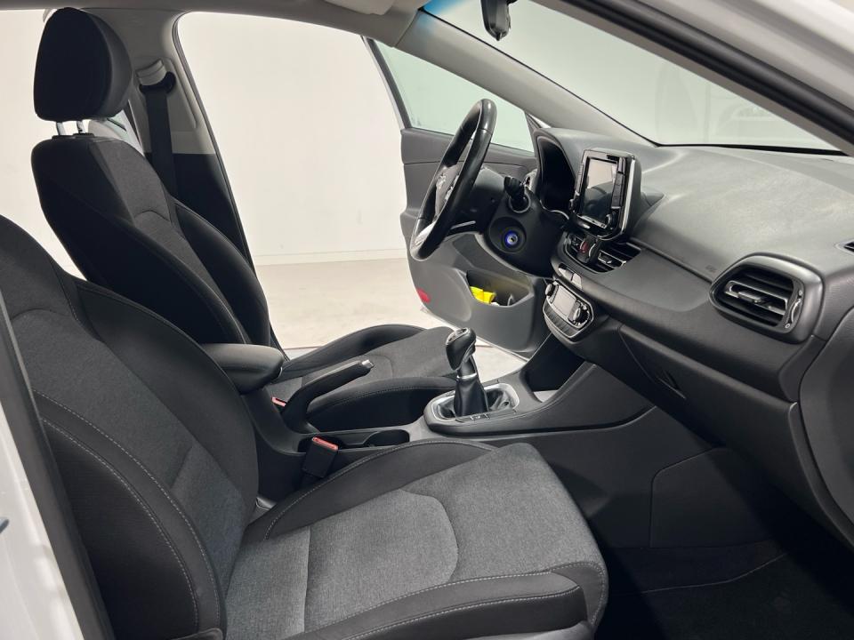 Hyundai i30 1.0 TGDI 48V KLASS 120 5P