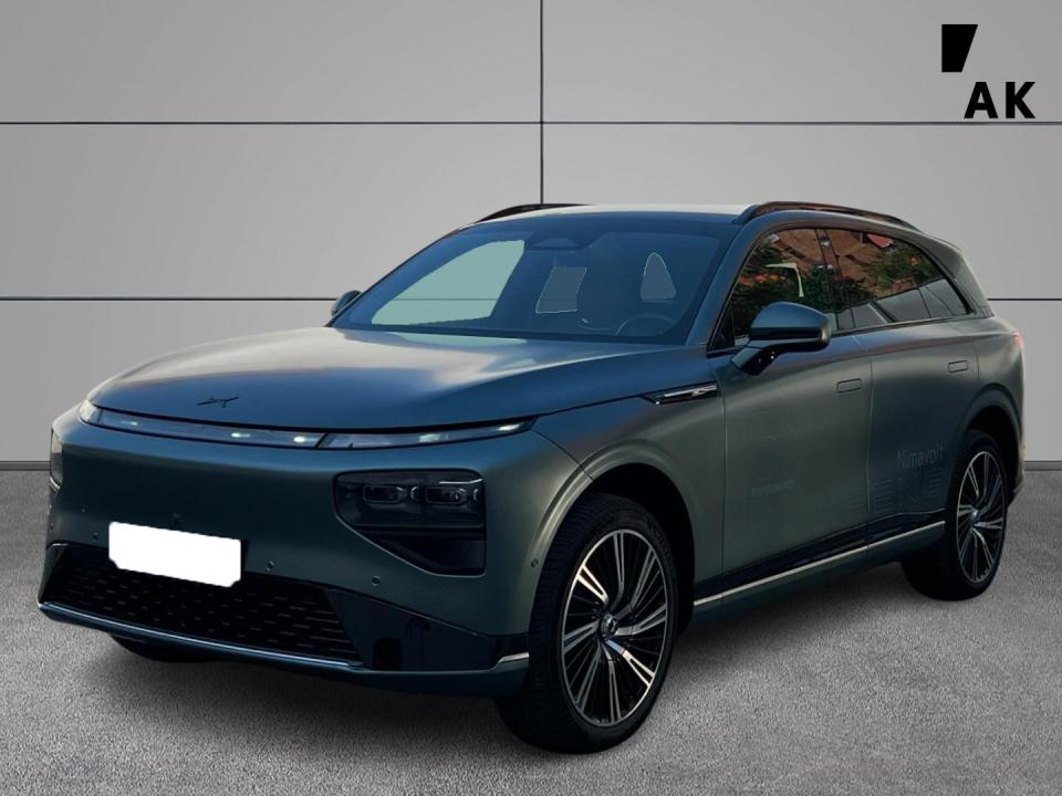 Xpeng G9