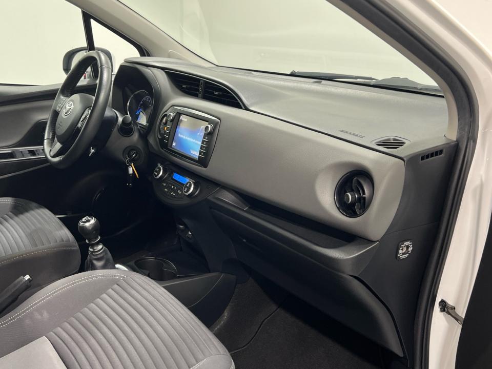 Toyota Yaris 1.5 DUAL VVT-IE ACTIVE 111 5P