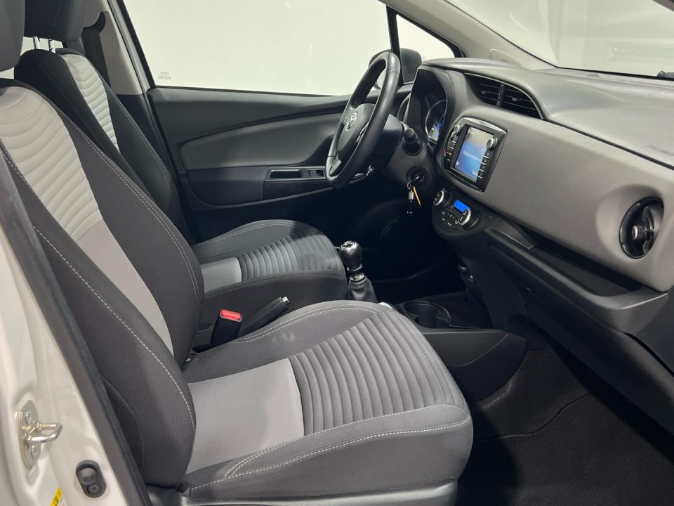Toyota Yaris 1.5 DUAL VVT-IE ACTIVE 111 5P