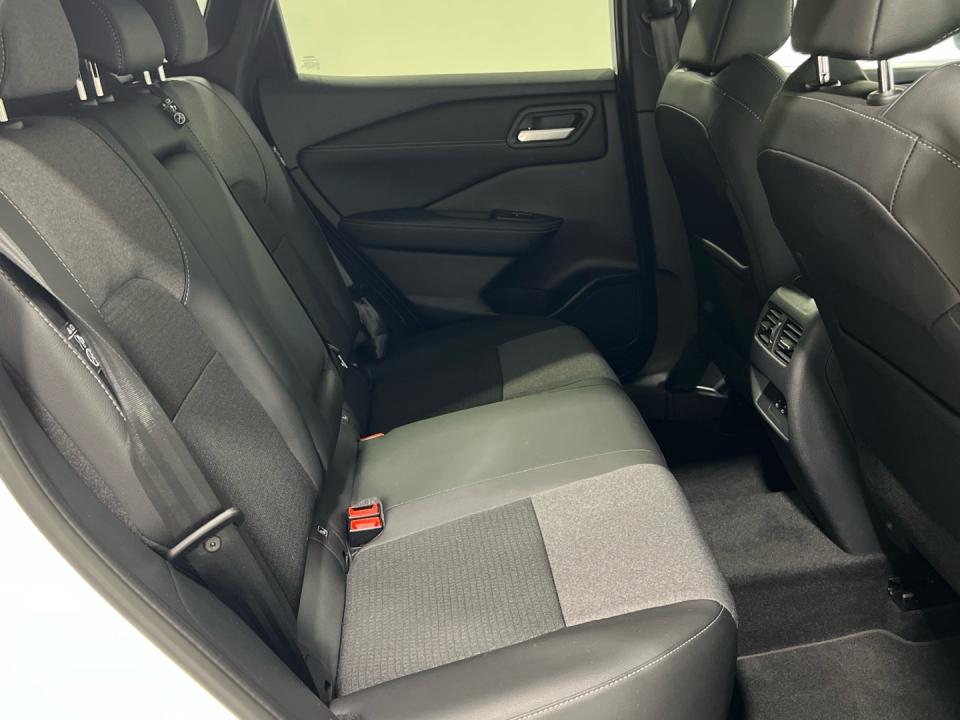 Nissan Qashqai 1.3 DIG-T MHEV 103KW N-CONNECTA 140 5P