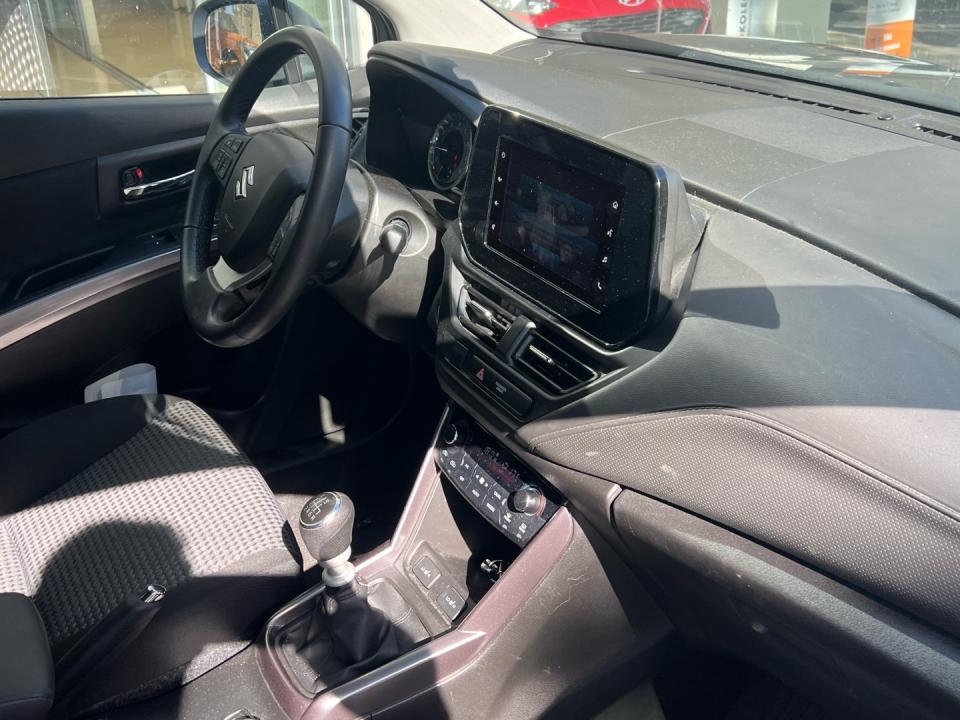 Suzuki S-Cross 1.4 BOOSTER S2 4WD 129 5P