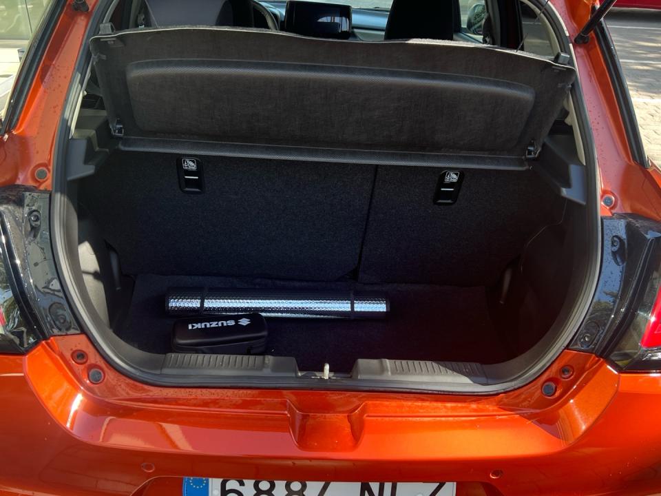 Suzuki Swift 1.2 MILD HYBRID S3 81 5P