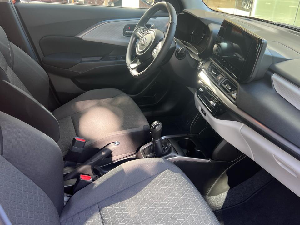 Suzuki Swift 1.2 MILD HYBRID S3 81 5P