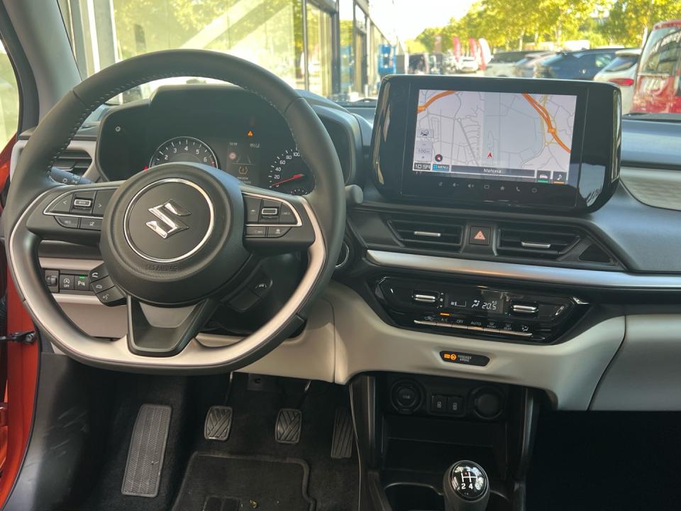 Suzuki Swift 1.2 MILD HYBRID S3 81 5P