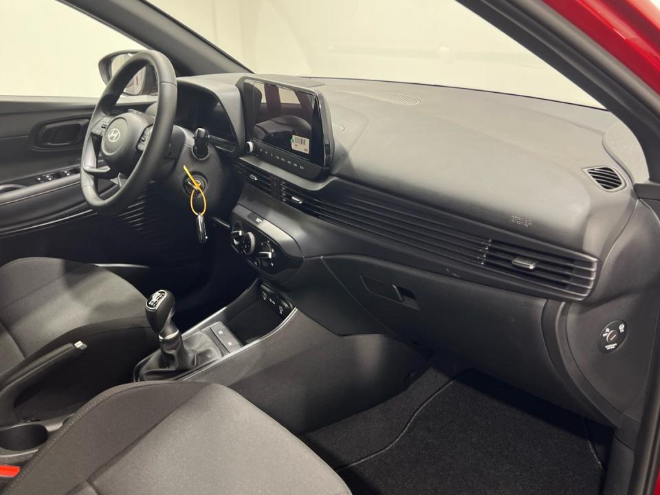 Hyundai Bayon 1.0T BLACK LINE 90 5P