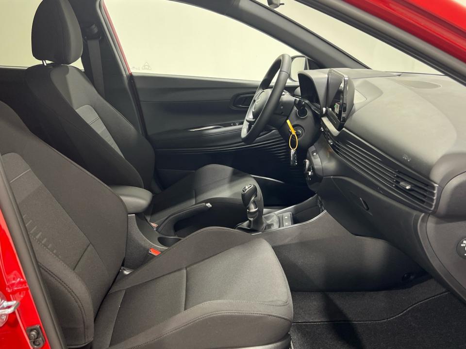 Hyundai Bayon 1.0T BLACK LINE 90 5P
